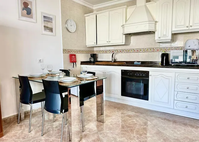 Vista Mar Ii 公寓 *